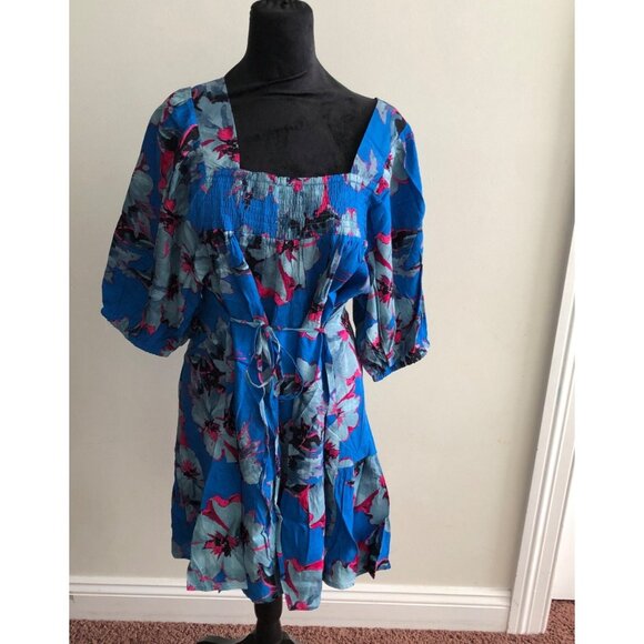 Band Of The Free Blue Floral Dress With Smocked Bodice & Puff Sleeves Medium NWT - Picture 4 of 10
